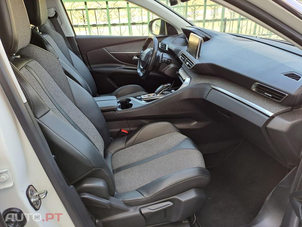 Peugeot 3008 HDI Allure cx Automática