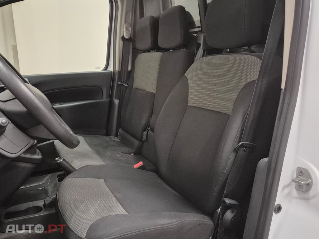 Renault Kangoo 1.5 dCi Maxi Business 3L (Longa)