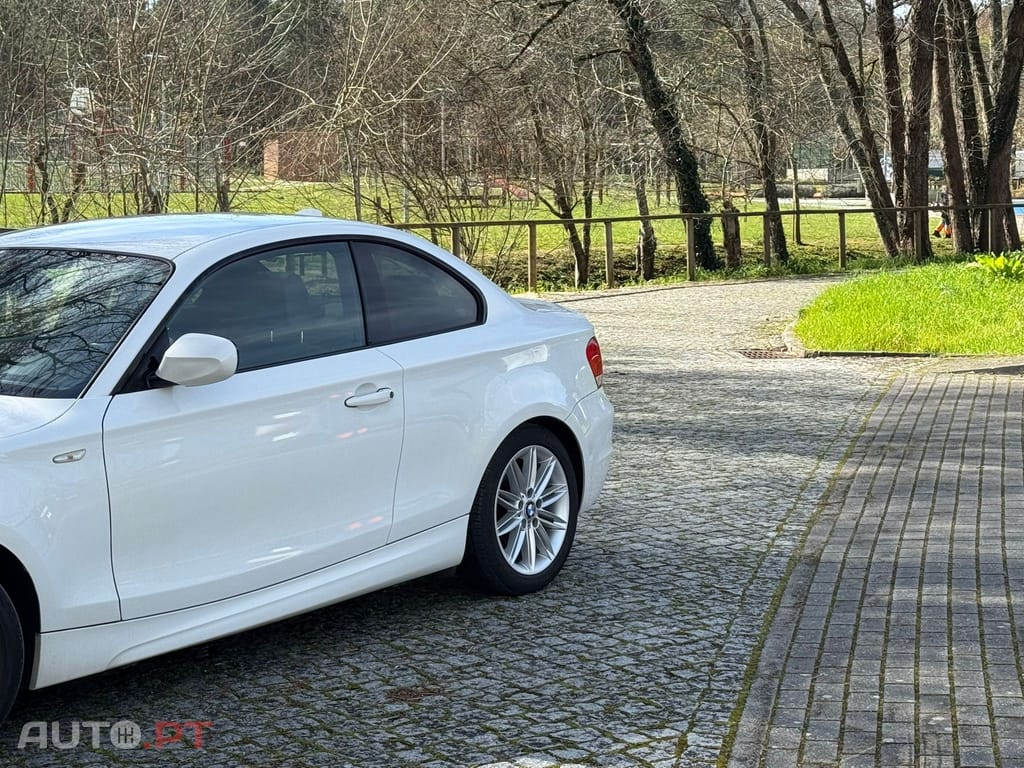BMW 120 d Coupe Limited Edition Lifestyle c/ M Sport Pack
