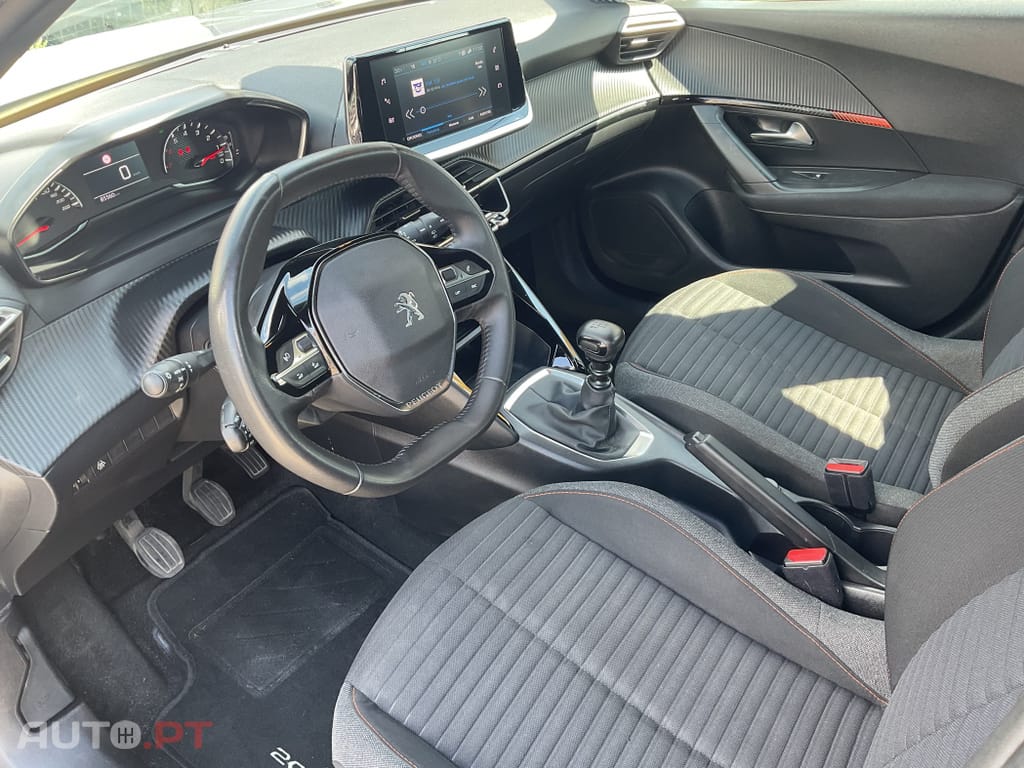 Peugeot 2008 1.2 PureTech Active
