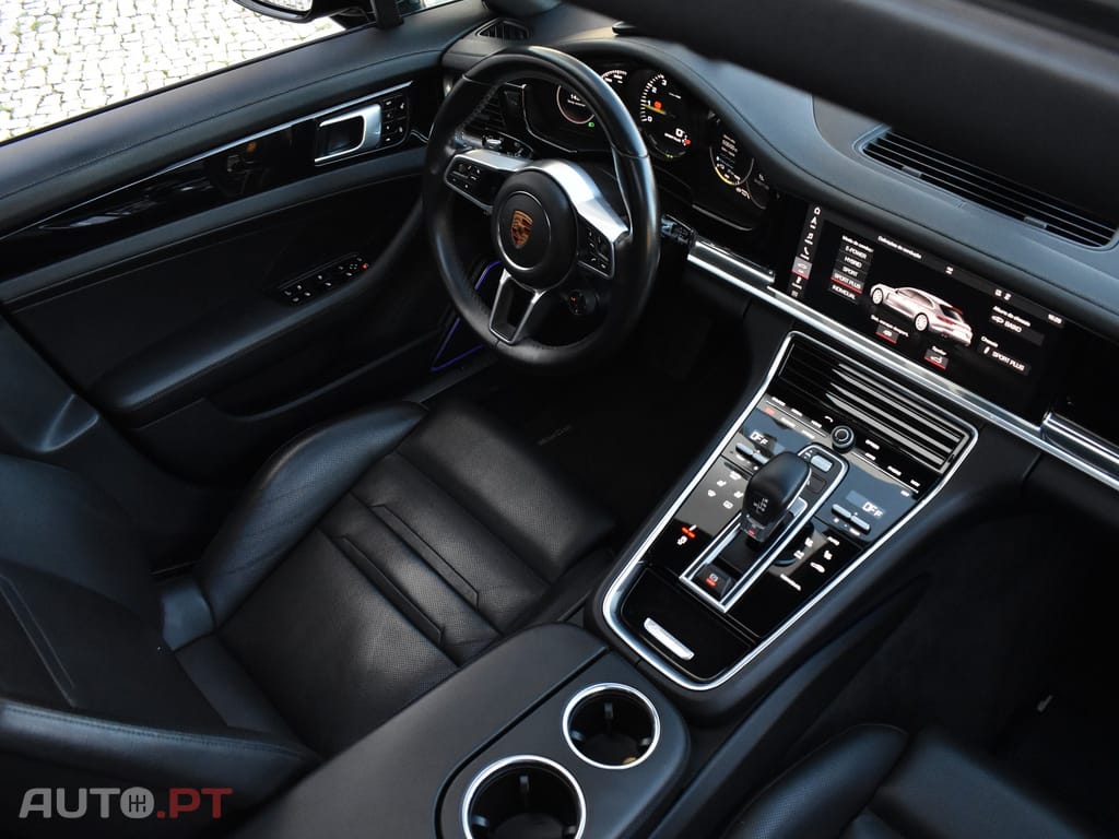 Porsche Panamera ST 4 E-Hybrid