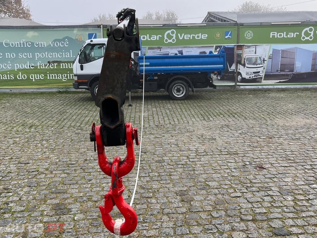 Mitsubishi Canter GRUA COM COMANDO + BASCULA