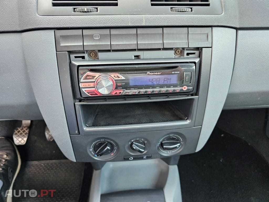 Skoda Fabia 1.4 Comfort AC