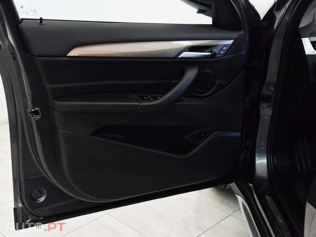 BMW X1 18 d sDrive Auto xLine