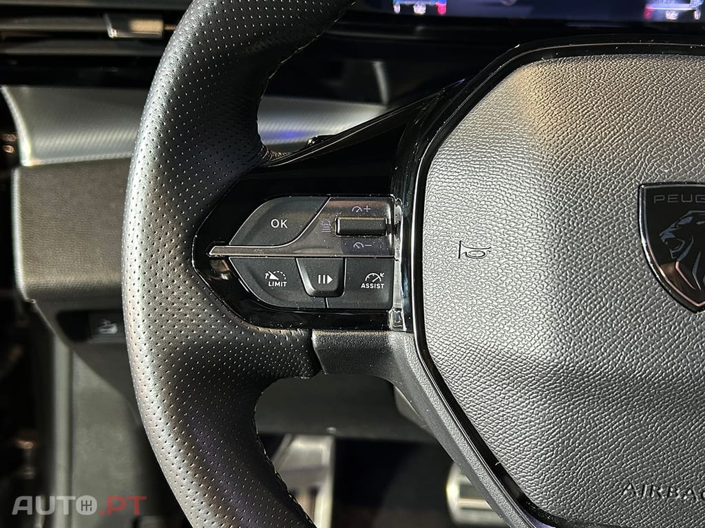 Peugeot 408 1.6 Hybrid GT e-EAT8