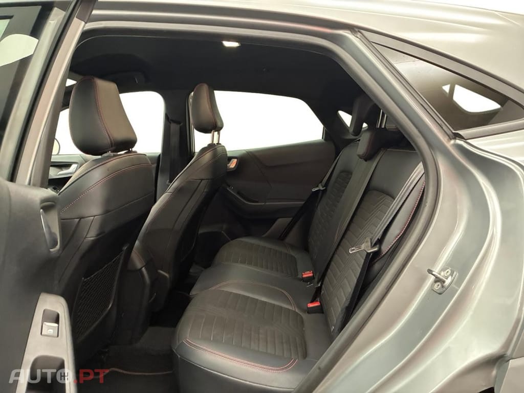 Ford Puma 1.0 EcoBoost mHEV Powershift ST-Line X