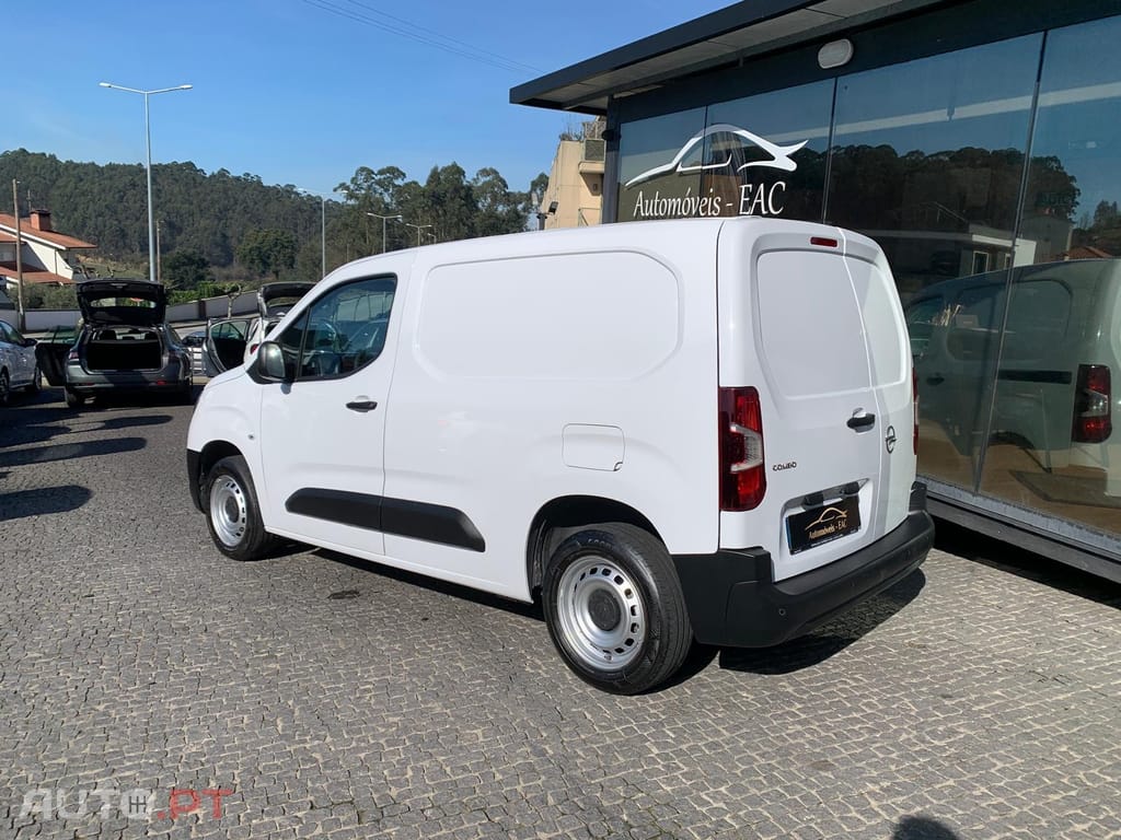 Opel Combo 1.5 CDTi L1H1 Enjoy