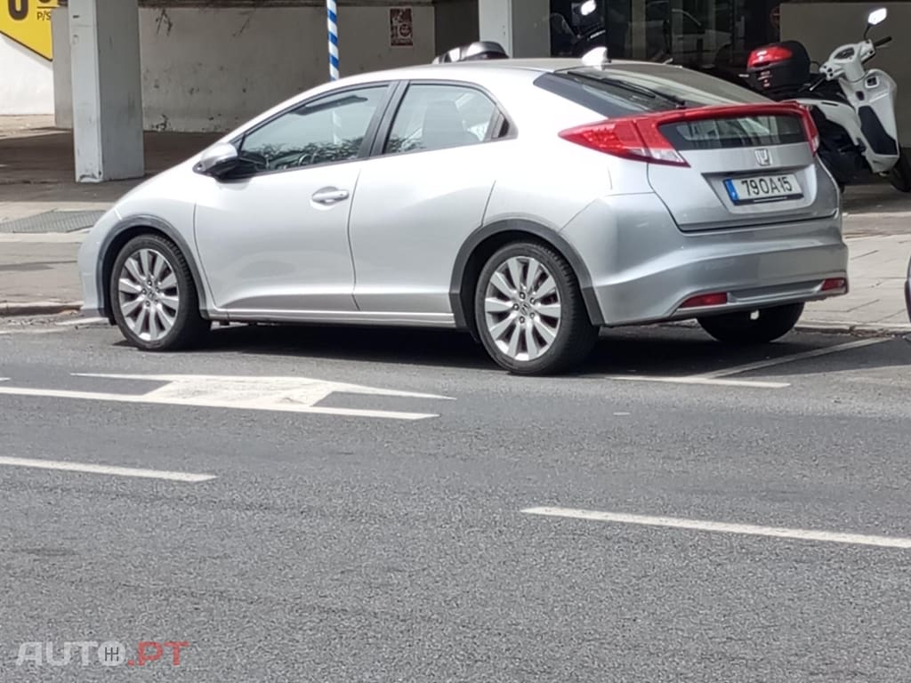 Honda Civic 2.2i-DTEC