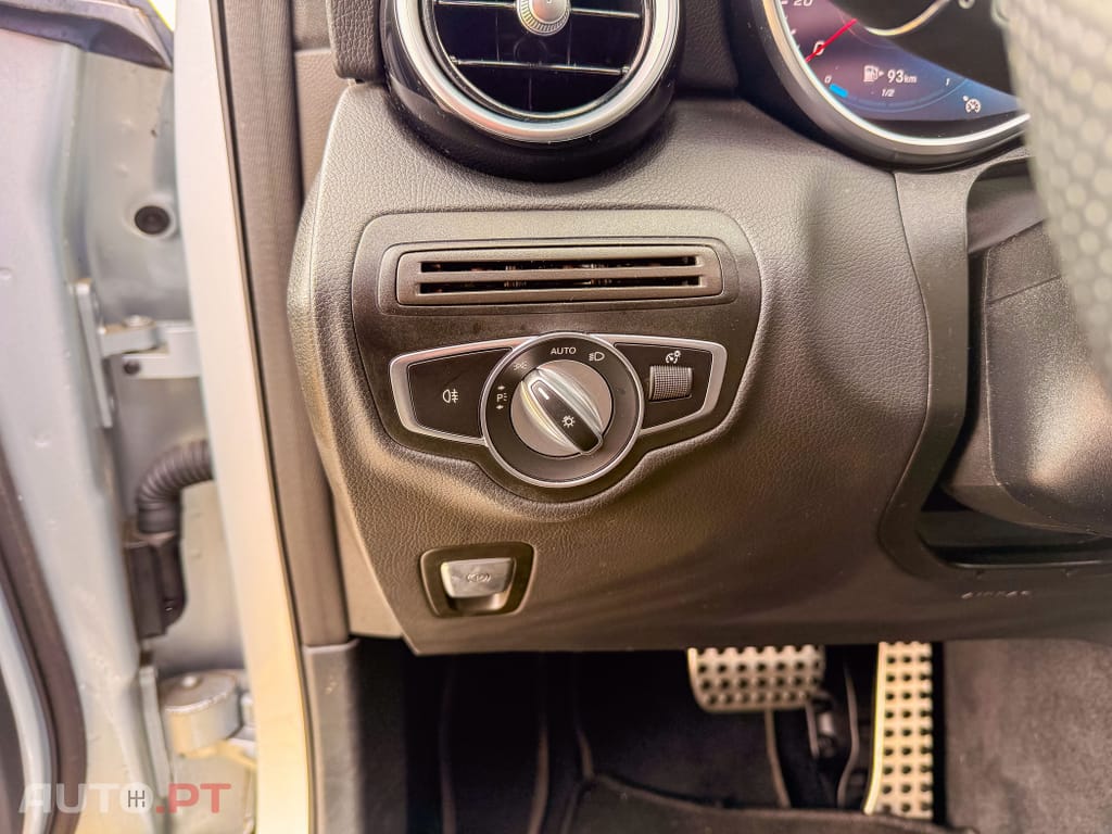 Mercedes-Benz GLC 300 de Coupe 4Matic 9G-TRONIC AMG Line