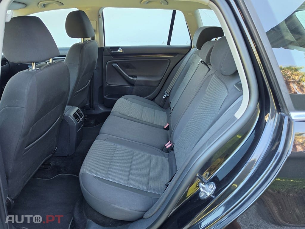Volkswagen Golf Variant 1.6 TDi Confortline