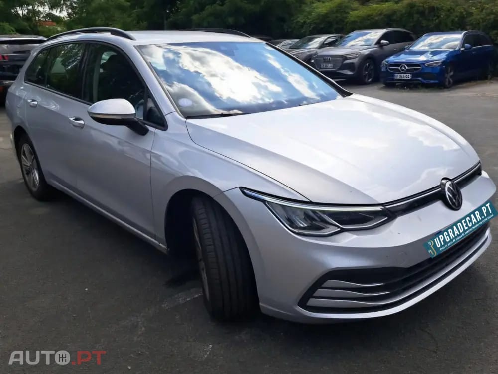 Volkswagen Golf Variant 1.0 eTSI OPF DSG Life