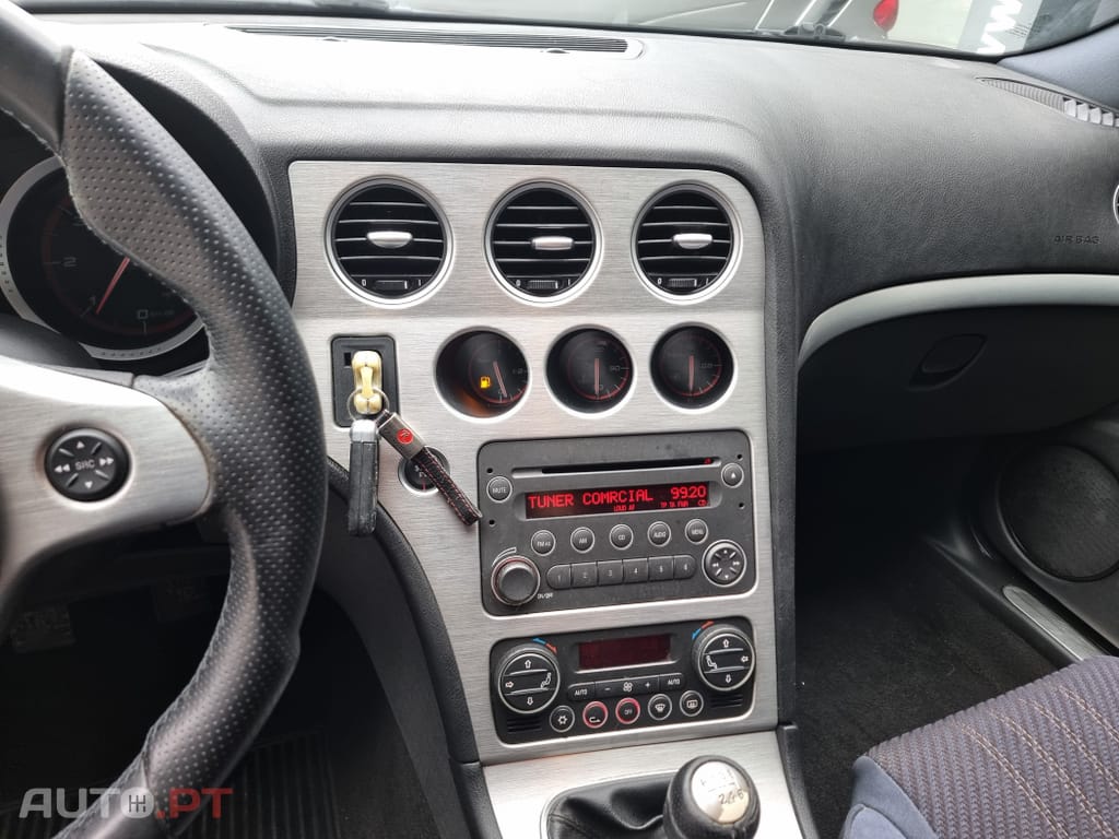 Alfa Romeo 159 Sportwagon 1.9 JTDm 16V Sportiva+