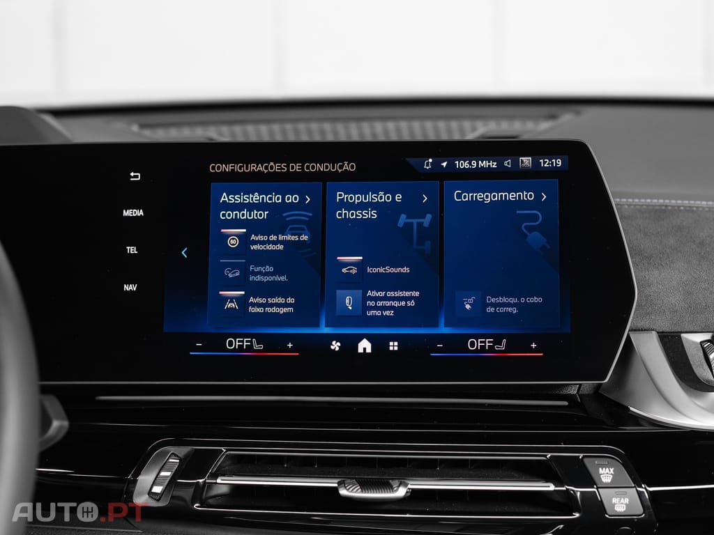 BMW iX2 xDrive30 Pack Desportivo M Pro