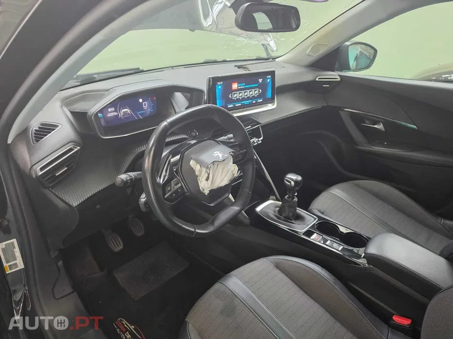 Peugeot E-2008 1.5 HDI Active Pack