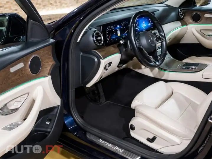 Mercedes-Benz E 220 D Exclusive Line — fotografia 7