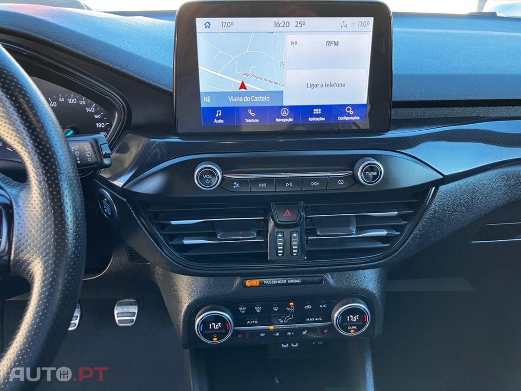 Ford Focus 1.0 EcoBoost Hybrid ST-LINE