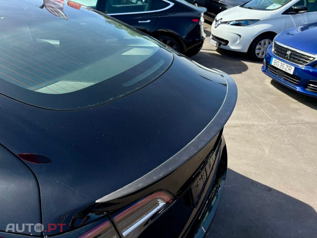 Tesla Model 3 Performance