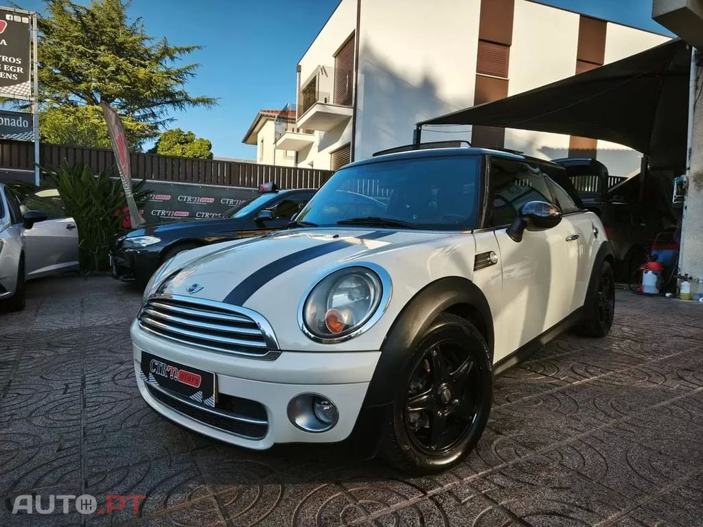 MINI Cooper Cooper D