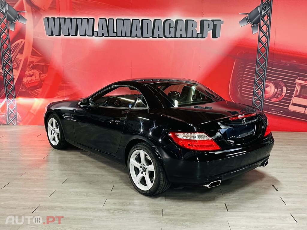 Mercedes-Benz SLK 200 (BlueEFFICIENCY)