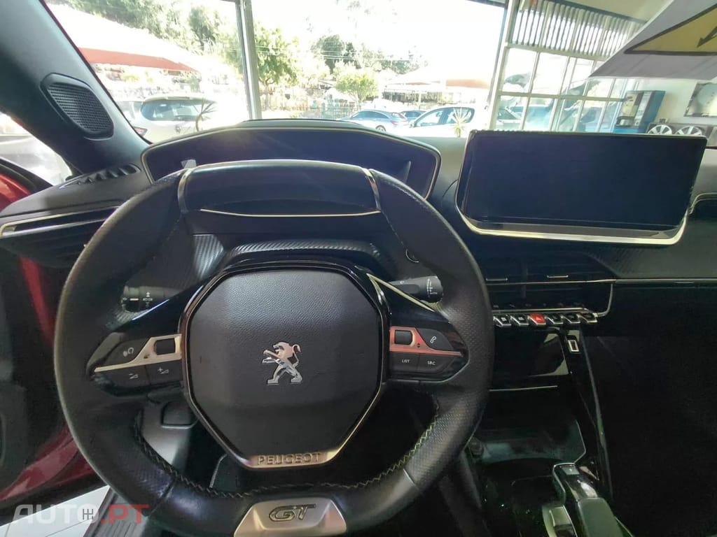 Peugeot E-2008 GT Line
