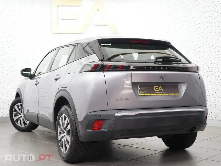 Peugeot 2008 1.2 PureTech Allure