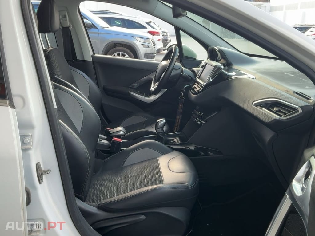 Peugeot 2008 1.5 Blue-HDi Allure Business