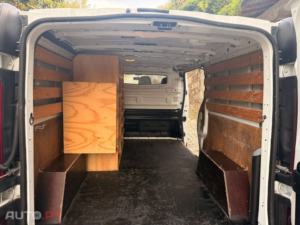 Renault Trafic dCi 120 L1H1 Confort