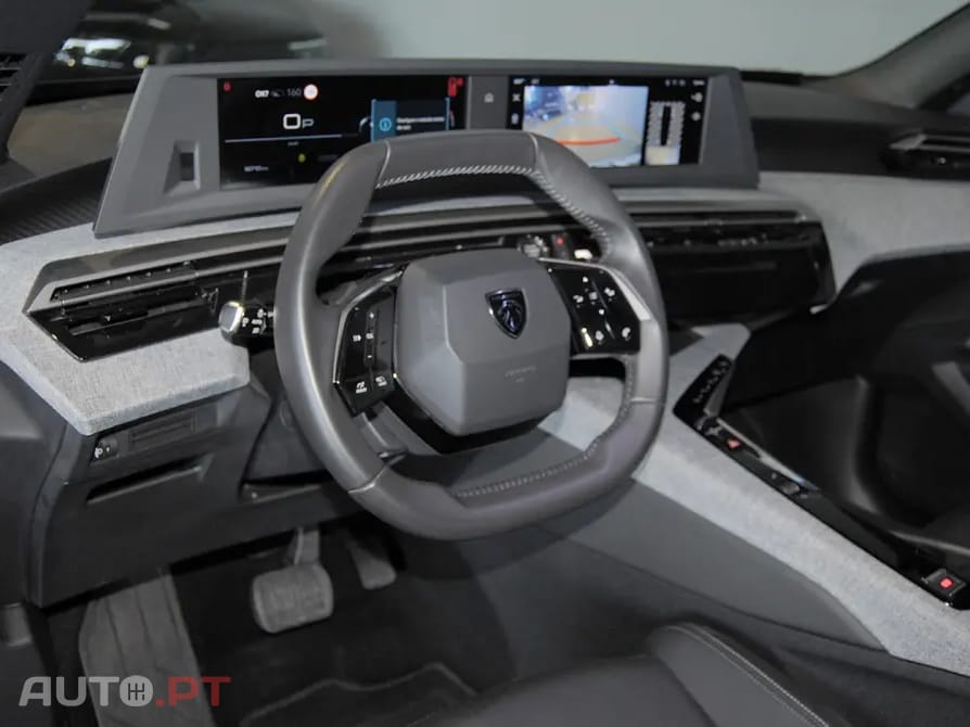 Peugeot 5008 1.2 Hybrid Allure e-DCS6