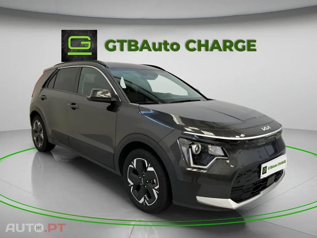 Kia Niro EV 64kWh I.V.A DEDUTÍVEL 