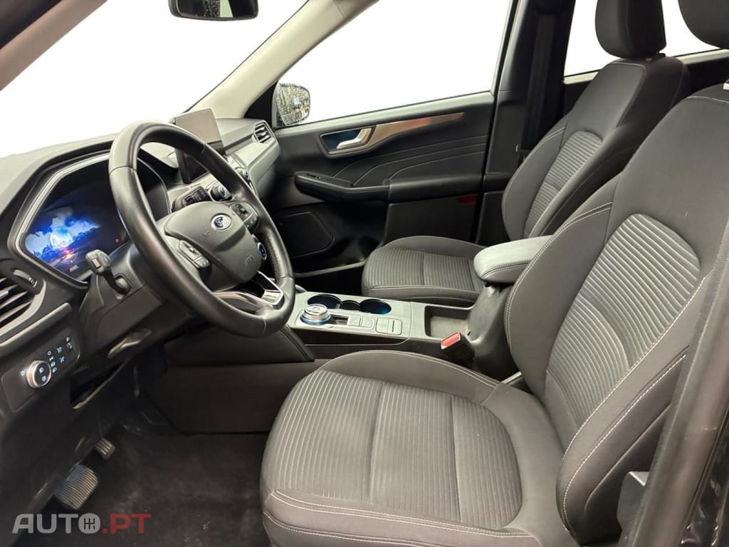 Ford Kuga 2.5 FHEV Powershift Titanium
