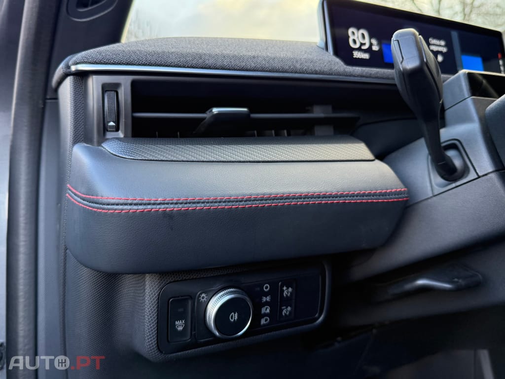 Ford Mustang Mach-E AWD PREMIUM