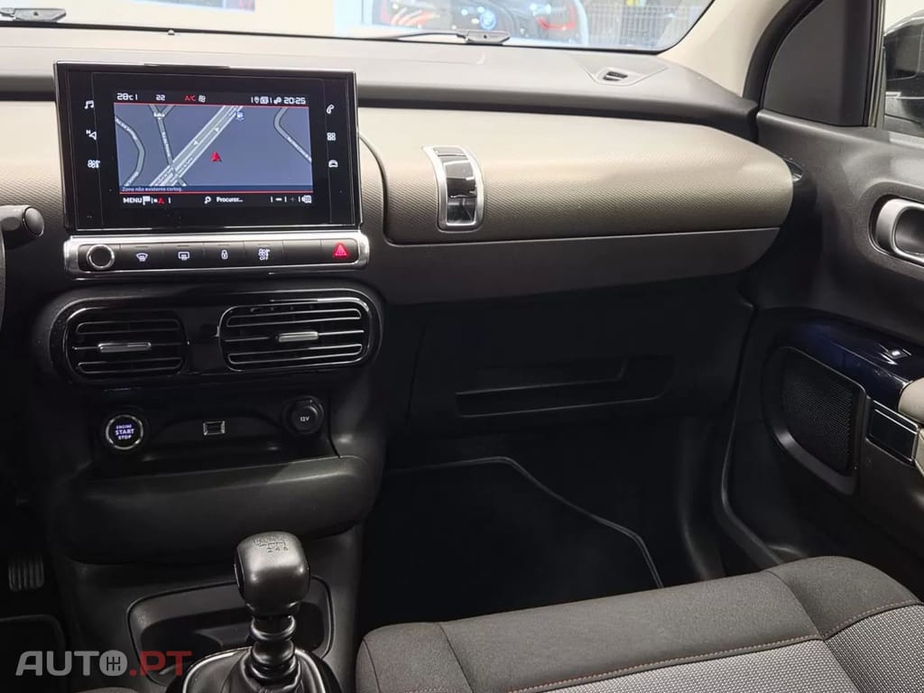 Citroen C4 Cactus 1.5 BlueHDi Shine Pack