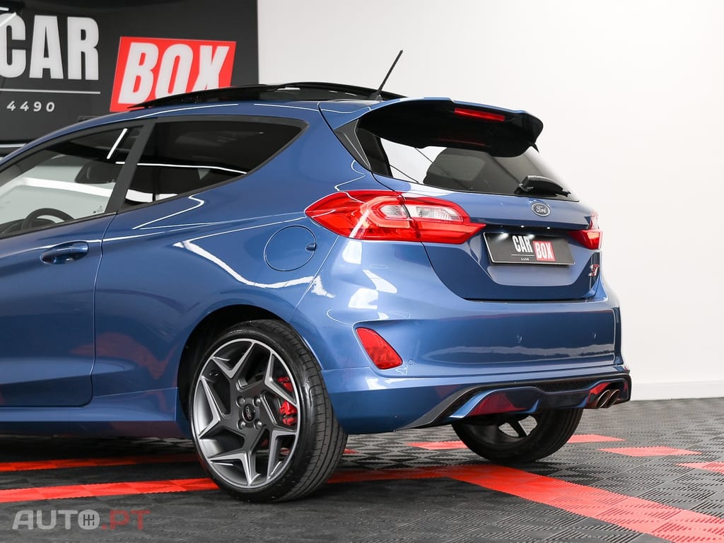 Ford Fiesta 1.5 EcoBoost S&S ST X