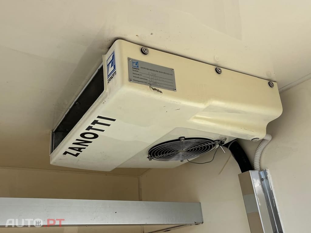 Opel Vivaro 2.0  115 CV   FRIGORIFIOCA