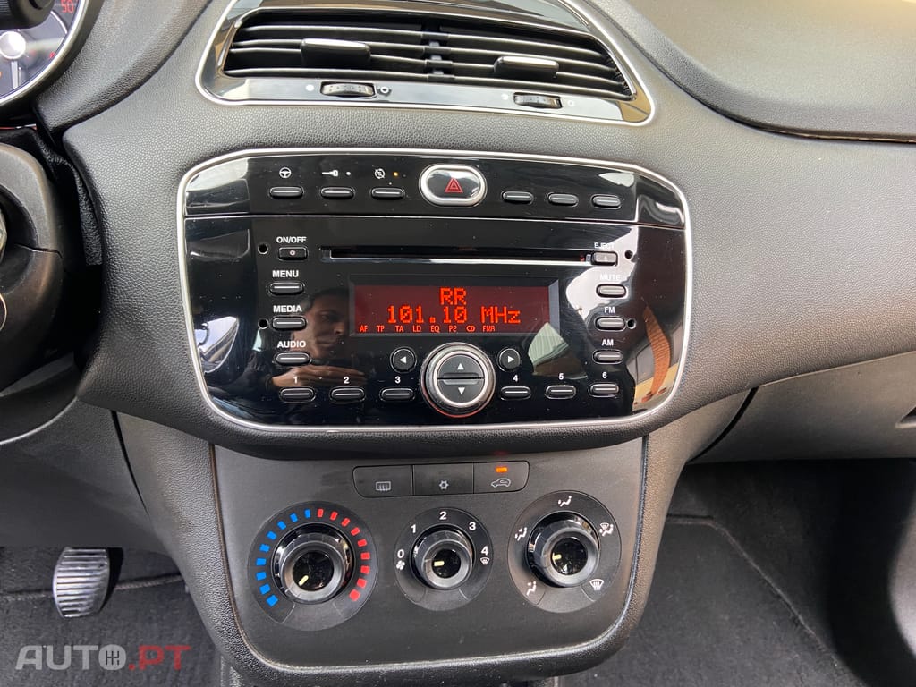 Fiat Punto 1.3 M-Jet LOUNGE S&S