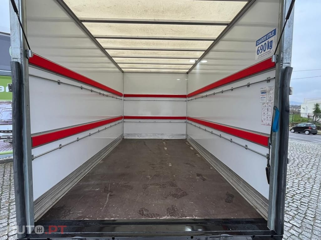 Iveco Daily PLATAFORMA