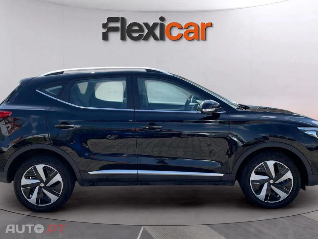 MG ZS EV 72.6 kWh Luxury OBC 11 KW