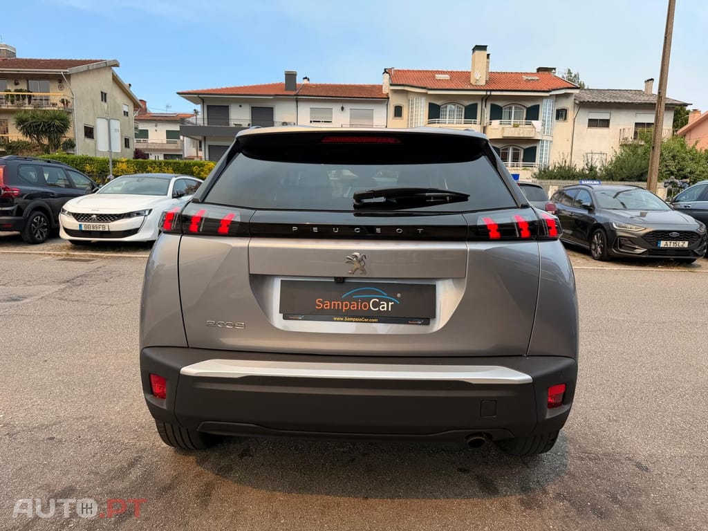 Peugeot 2008 1.2 PureTech Allure