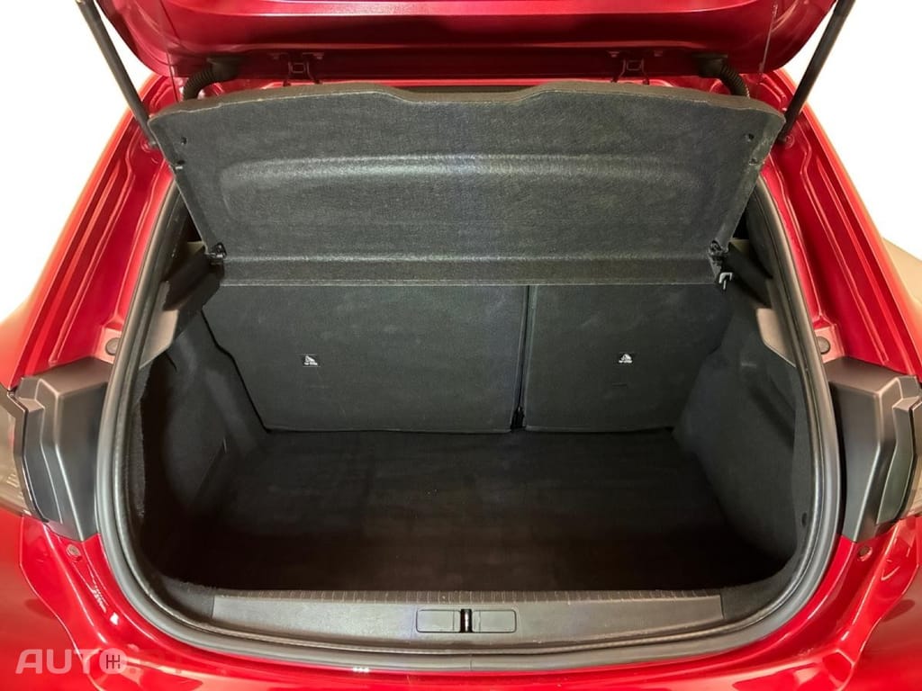 Peugeot E-208 50 kWh Active Pack