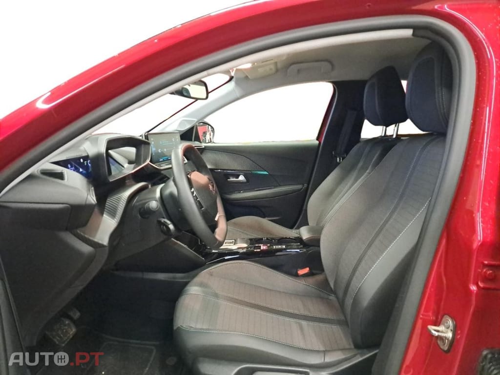 Peugeot E-208 50 kWh Allure Pack