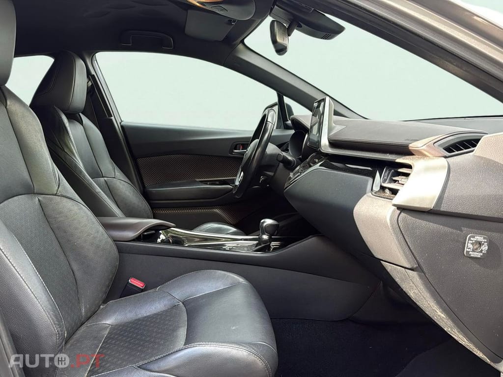 Toyota C-HR 1.8 HSD Exclusive+P.Luxury