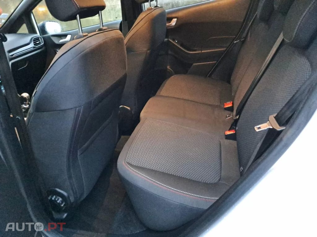 Ford Fiesta 1.5 TDCI ST LINE