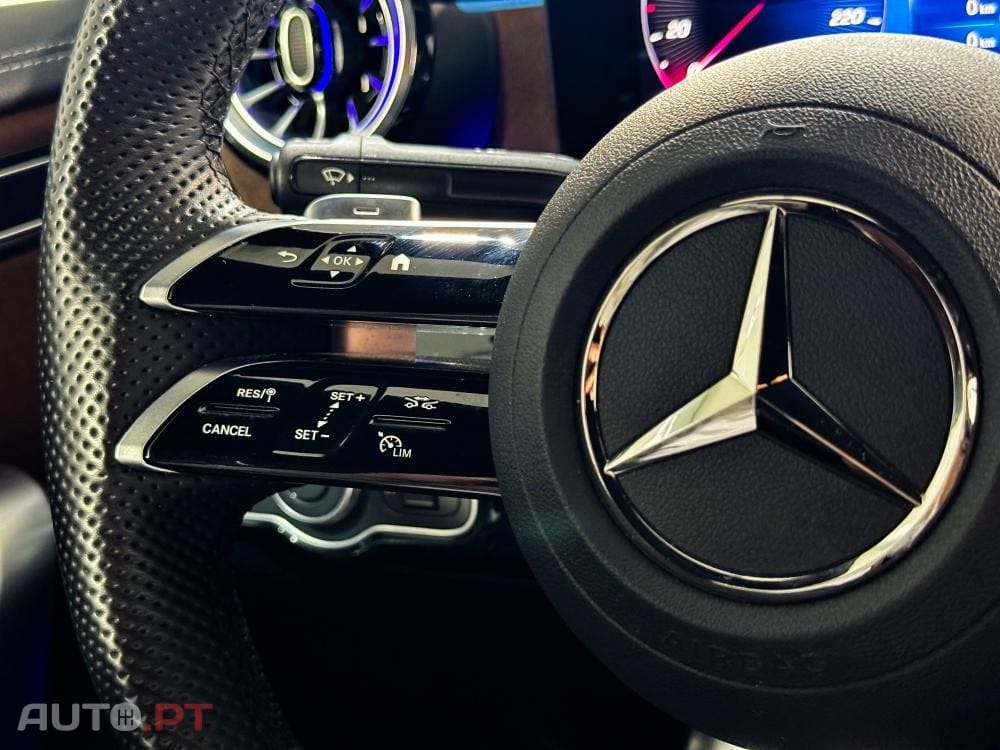 Mercedes-Benz CLA 200 7G-DCT AMG Line Advanced Plus