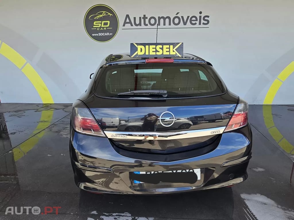 Opel Astra GTC 1.3 CDTI