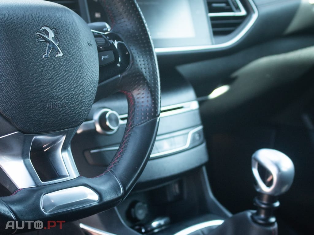 Peugeot 308 1.2 PureTech GT Line