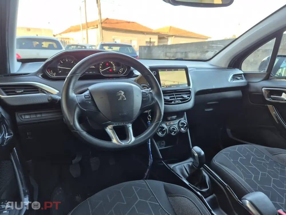 Peugeot 2008 1.5 BlueHDi Active