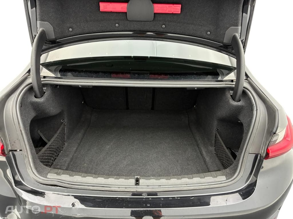 BMW 320 d xDrive Auto