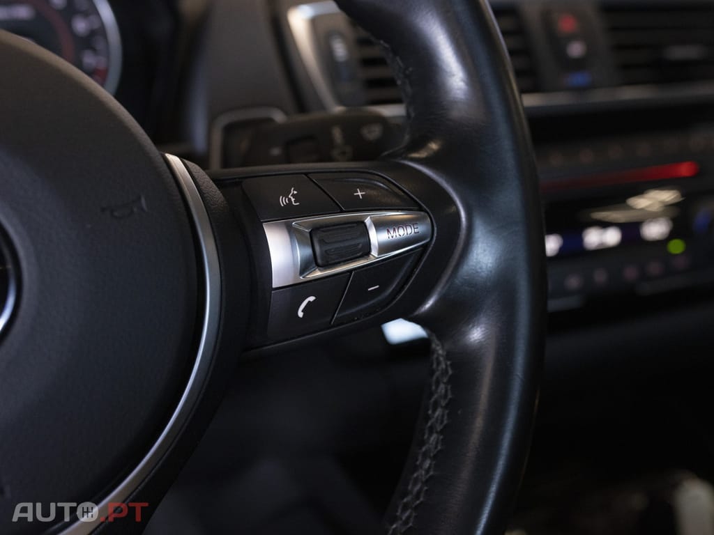 BMW 218 i Coupe Pack M