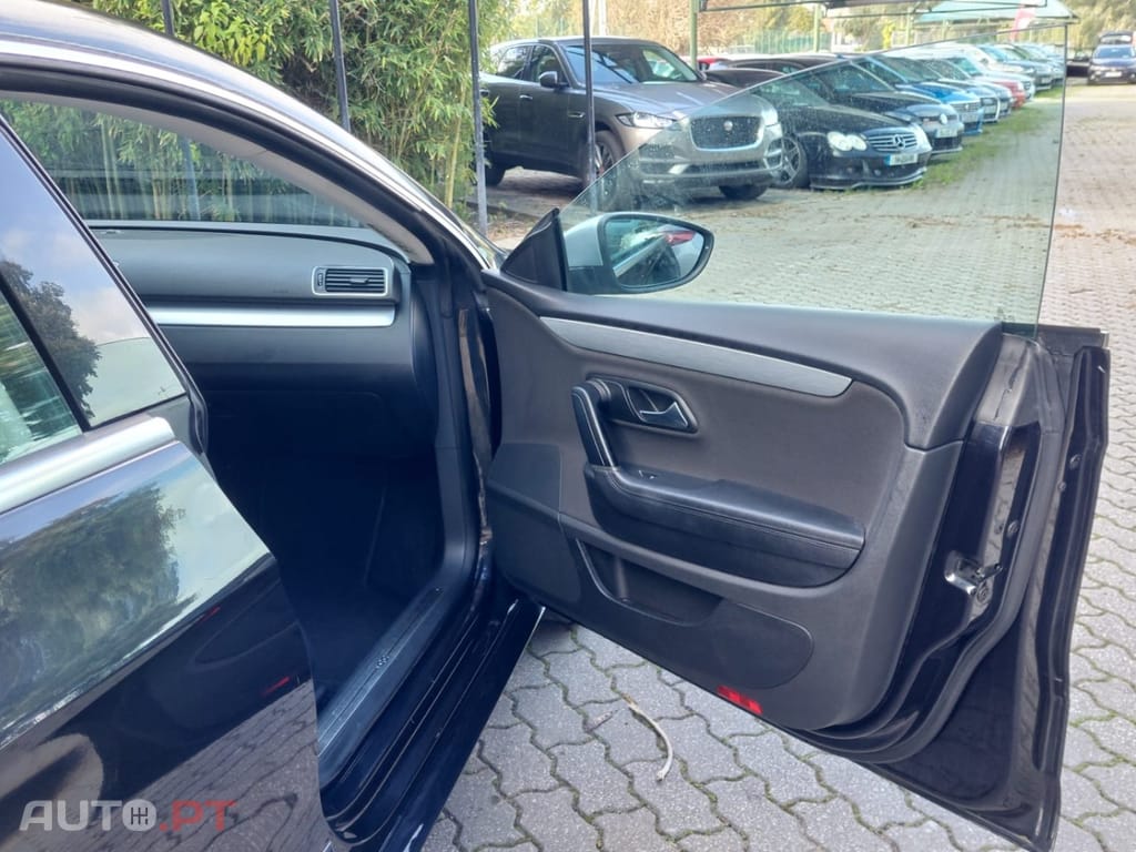 Volkswagen Passat CC 2.0 TDi