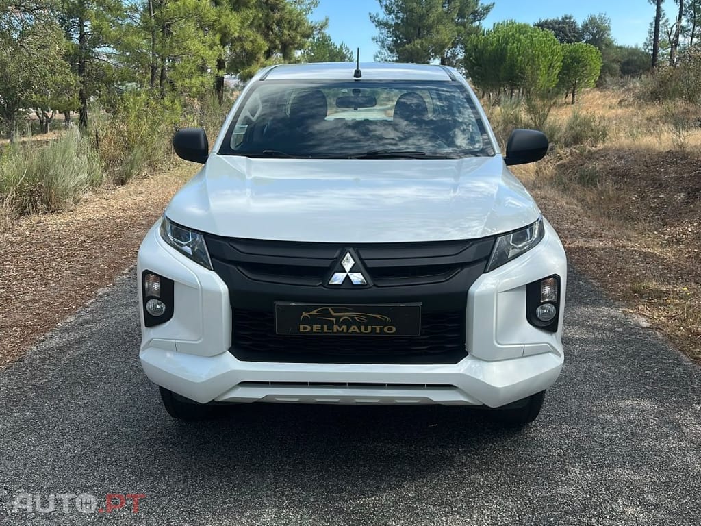 Mitsubishi L200 2.3 DI-D CD Invite 4WD
